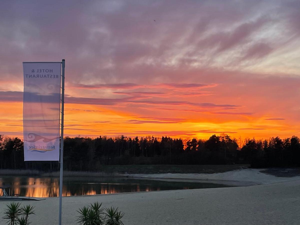 Bernsteinsee Hotel Sassenburg Eksteriør billede